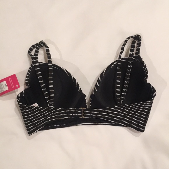 Bikini top! - Picture 6 of 7